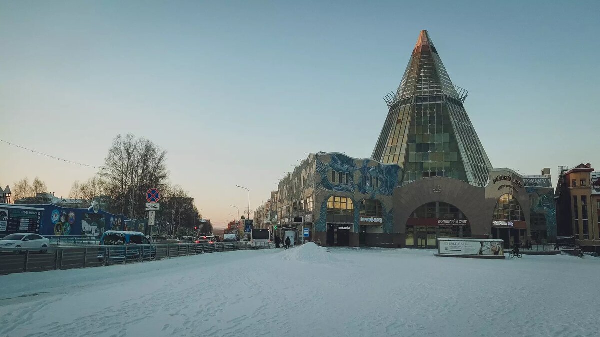     Новая рабочая неделя в ХМАО начнется с морозов. Если прогноз подтвердится, для первой смены школьников объявят актировки.