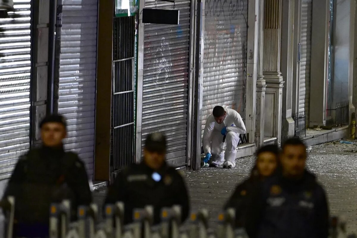 На месте взрыва в Стамбуле © AFP 2023 / YASIN AKGUL