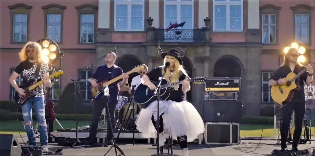 Фото: скриншот видео Koncert Maryli Rodowicz i Heleny Vondráčkovej | Lato z Radiem 2021