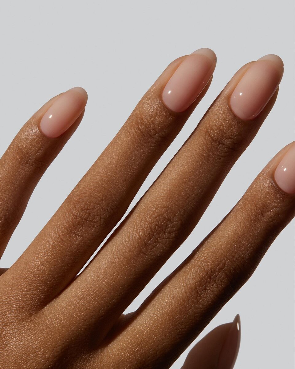 Ibx vitagel что это. Отросшие ногти под гель. Ногти растут под гель лаком. Ногти растут под гель лаком. Отросший шеллак.