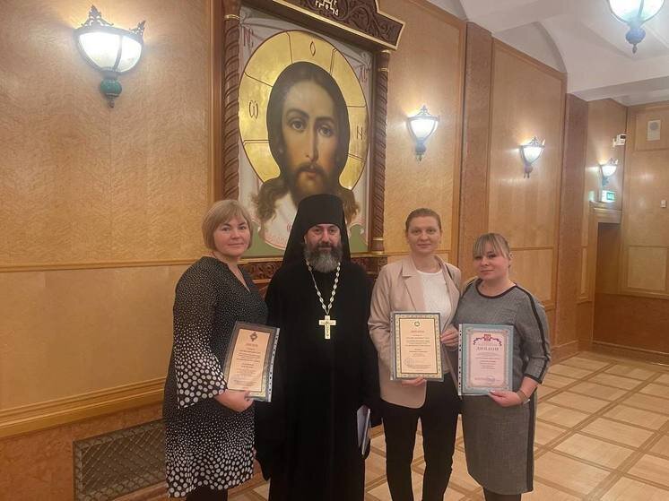 Земский учитель. Педагоги крыма. Педагоги крыма. Скворцовская школа симферопольский район. Севастополь 23 школа учителя.