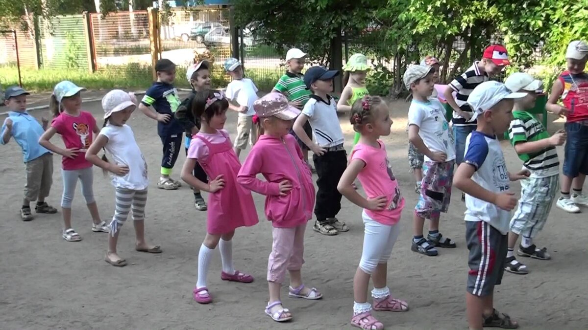Утренняя зарядка в ДОУ