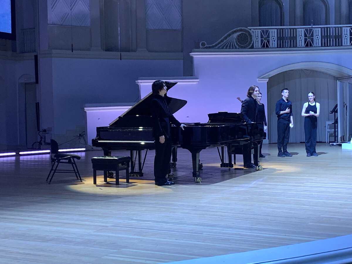 Бальные танцы латина. Анатолий титов бальные танцы. Спортивные танцы. Классические бальные танцы. Хореография вальс.