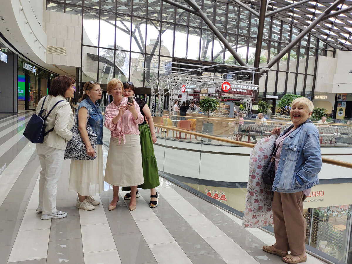 Фотосессия - подписчики помогают, кто чем может!