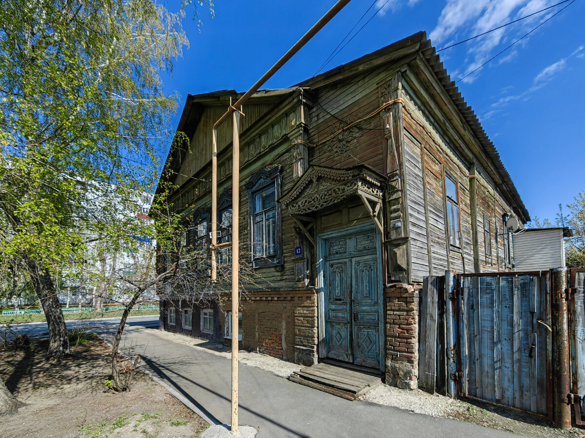 Пешком по Сызрани (Самарская область) в поисках резной красоты, которой  здесь невероятно много! | Олег Еверзов | Дзен