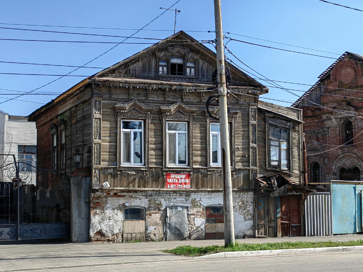 Пешком по Сызрани (Самарская область) в поисках резной красоты, которой  здесь невероятно много! | Олег Еверзов | Дзен