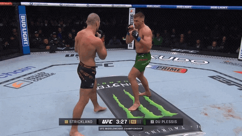 – Дрикус сломал расчётливую дрочильню Стрикленда дикими свингами и неутомимым напором.