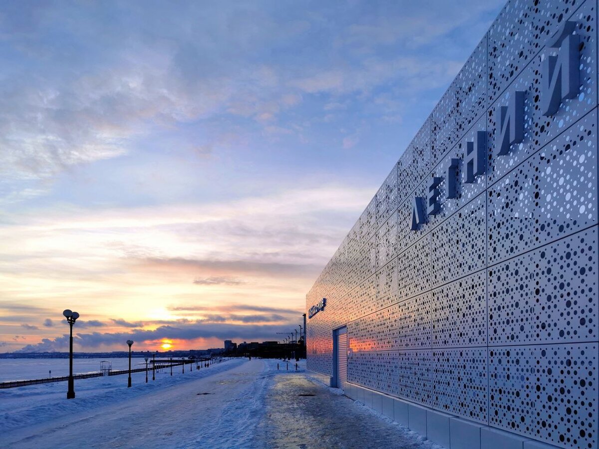 дом 2 даша пынзарь и сергей. ирина вирганская. сериал друзья комната моники. михаил бублик жена вера. где сейчас живет друзья.