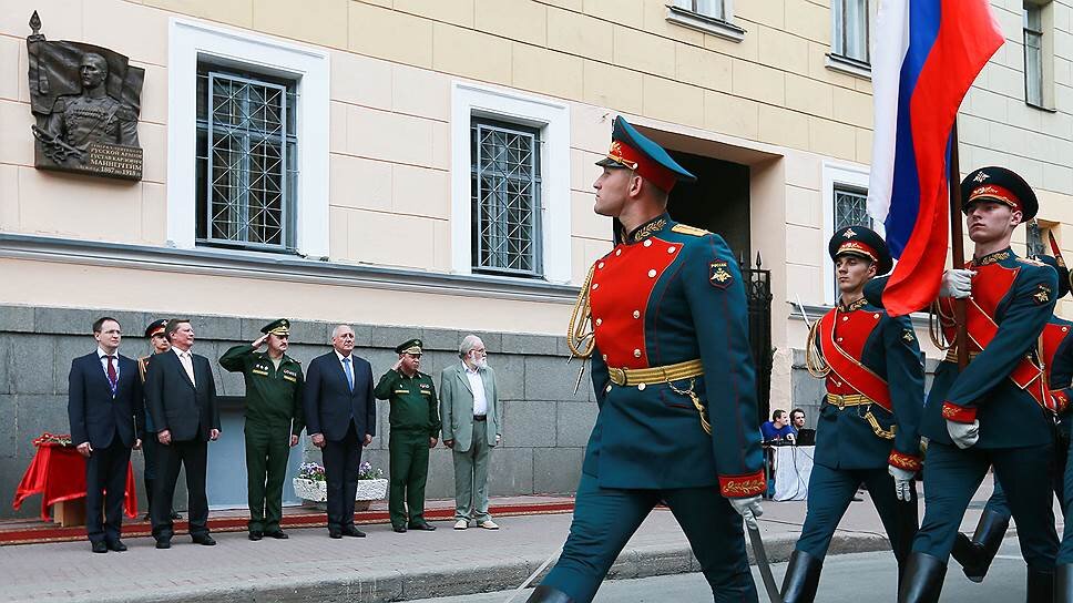 Похороны юры шатунова 2022. Цитаты про предательство любимого. Предательство родных людей. Его отца отравили и предали. Никогда не возвращайся к предателям.