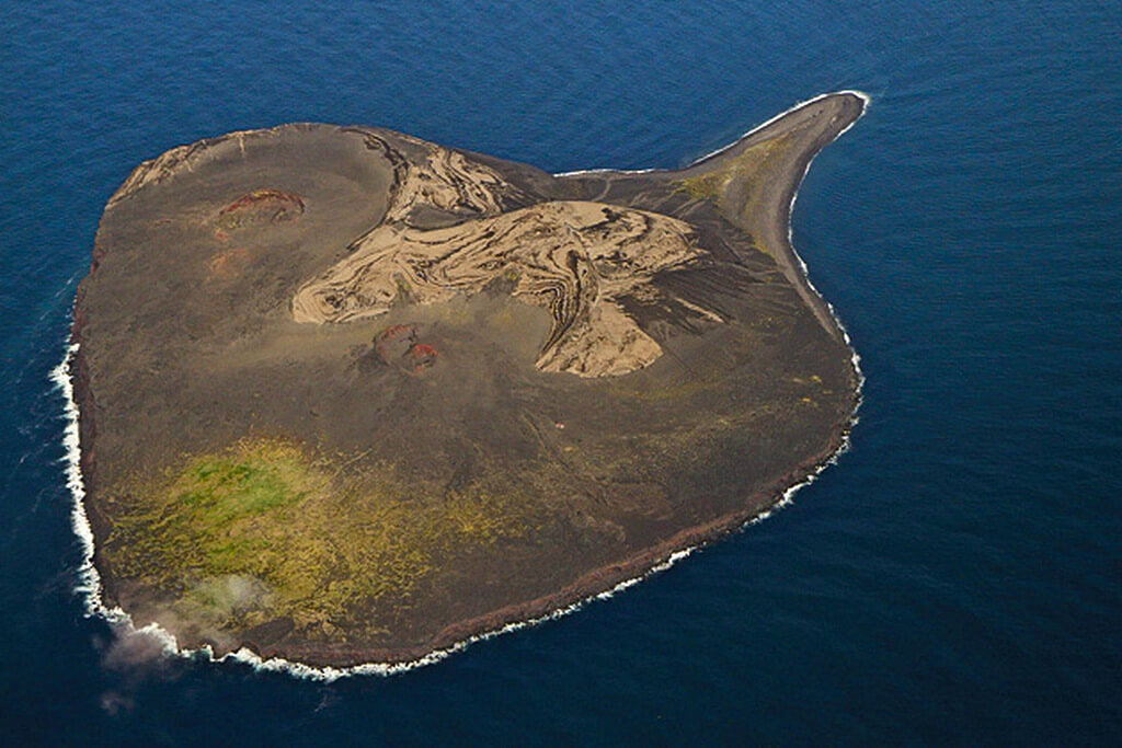 Первый остров в мире