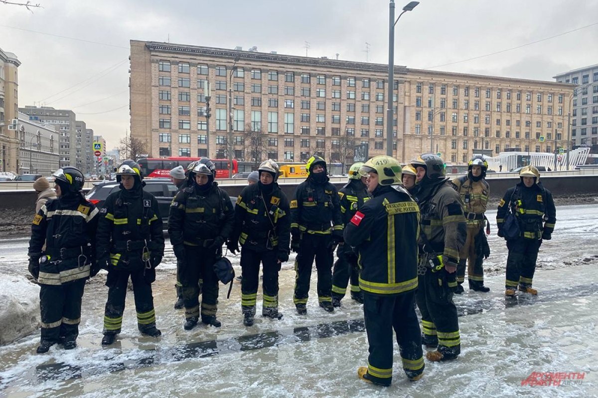 Спектакли отменены. Пожар в Театре Сатиры тушили более 3 часов | Аргументы  и факты – aif.ru | Дзен