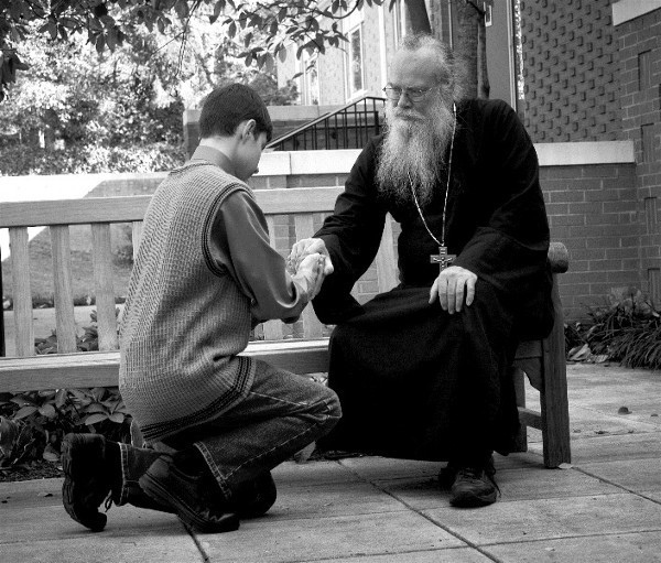 предложение со словом каменный. праздничные слова. составьте словосочетания прилагательное+существительное. словосочетание это. праздничный или праздный день.