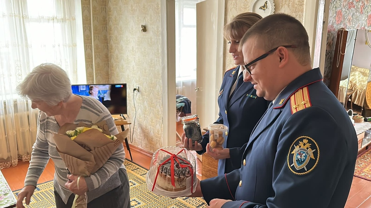 Сотрудники следственного комитета рф. Черемисина дарья сергеевна прокуратура. Черемисина александра владимировна новосибирск. Следователь. Следователь со следственного комитета.