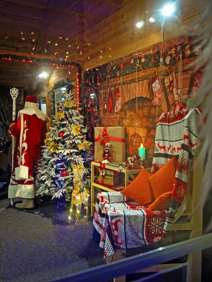 Пешие прогулки по парку. Прогуляйтесь вокруг в поисках подсказок. Прогуляйтесь вокруг в поисках подсказок. Гулять по улице. Всемирный день неспешной прогулки.