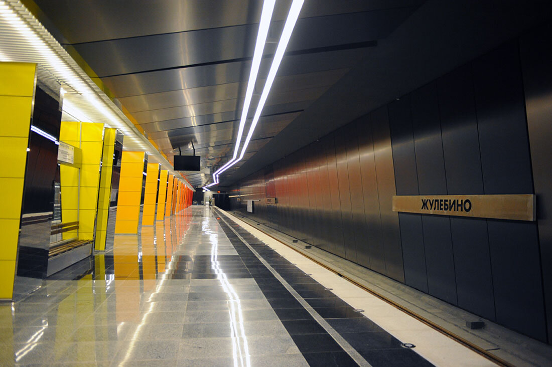 Жулебино московской. Станция метро Жулебино. Московский метрополитен станция Жулебино. Метро Лермонтовский проспект Жулебино 2013. Станция метро Жулебино Москва.