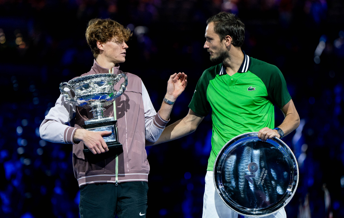 Когда проигравший — вдвойне чемпион. Медведев оглушил Синнера в финале  Australian Open, но сил хватило только на 2:0 | Плеймейкер | Дзен