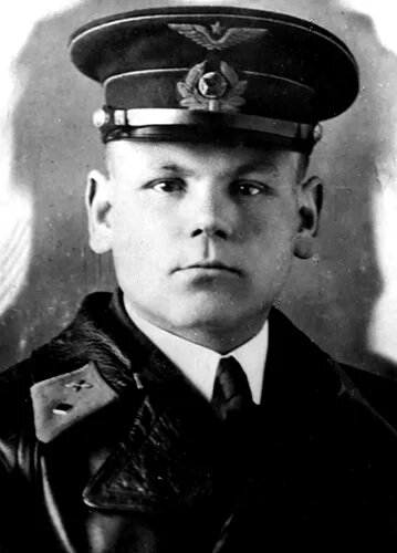 Духовное училище великие луки. Великие луки училище 2. Луков училище. 28 колледж великие луки. Цюрупы.