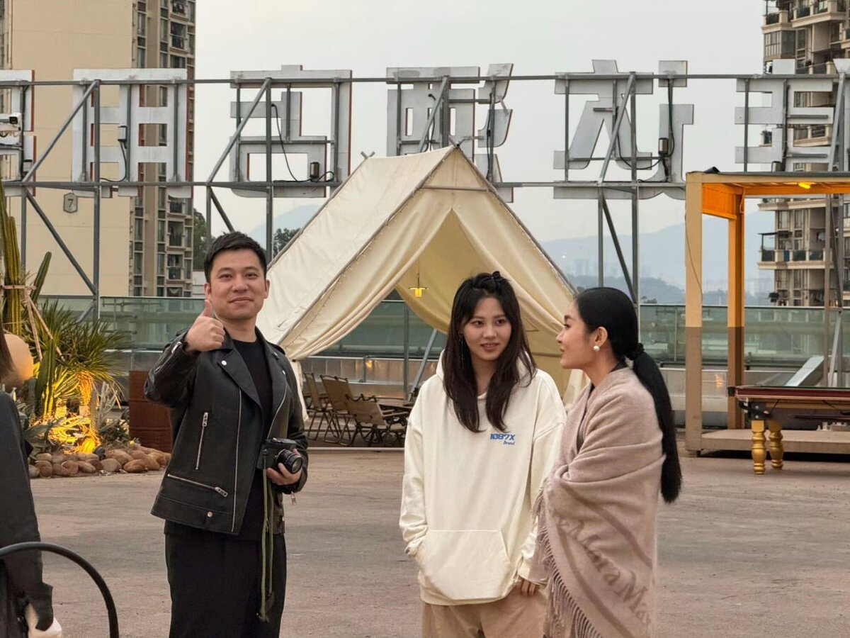 Смартфон philips xenium w732. Смартфоны без встроенной рекламы. Micromax 2014. Acer liquid z530. Сенсорный телефон без кнопок.