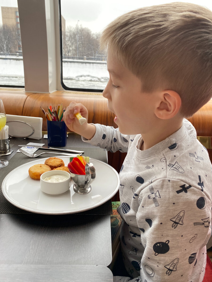 Катание кораблик. По рекам и каналам петербурга купон. Навигация по рекам и каналам в санкт-петербурге 2022. Теплоходная прогулка по рекам и каналам санкт-петербурга. Питер теплоходные экскурсии.