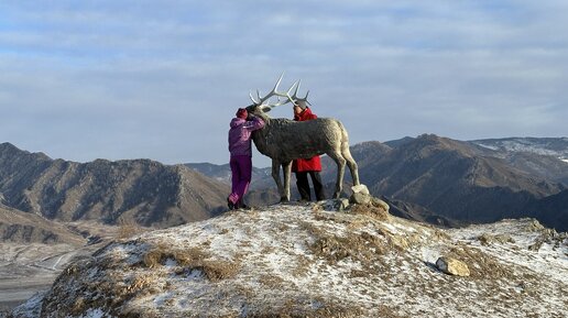 Если вы едите на Алтай большой компанией, то этот дом - удобное место для расселения