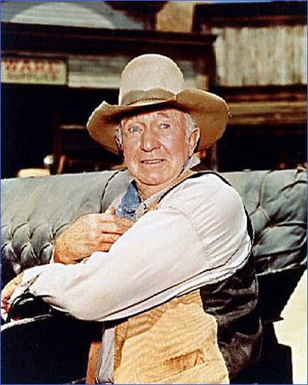 сергей лазарев. что должен уметь актер. кирилл кяро похож на актера. джеймс пьюрфой и хью джекман похожи. каких артистов вы знаете.