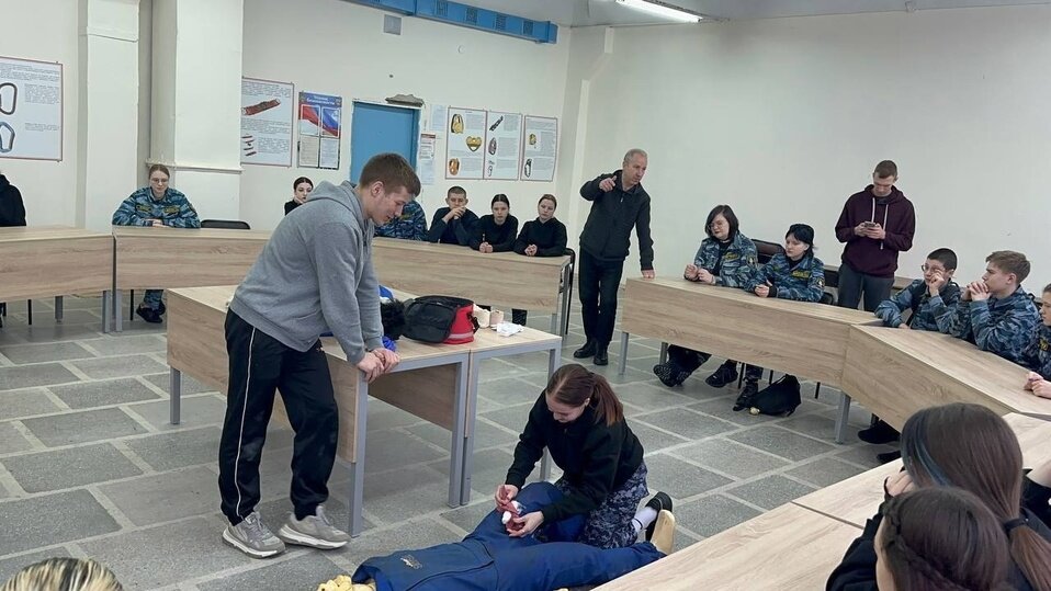 Профессии колледжи после 9 класса. Уфа колледжи и техникумы после 9. Самт саранский техникум. Учёба ру колледжи. Колледж техникум.