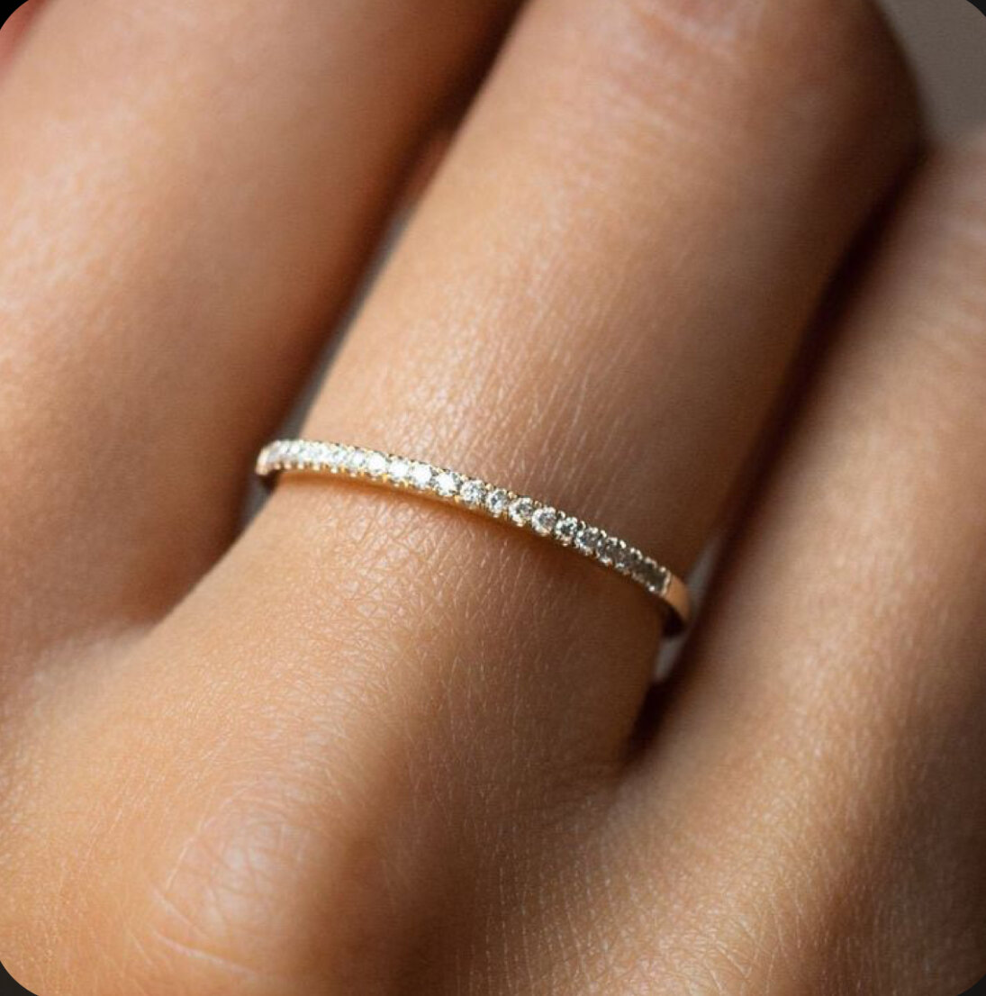 Сверкающая линия из камней. Фото Pinterest