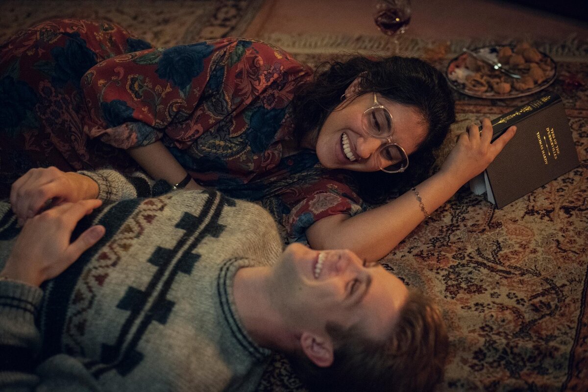 кадр из сериала "Один день" (One Day) / источник imdb.com 