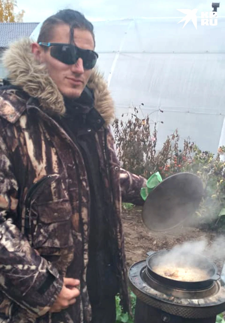 Роберт за приготовлением плова