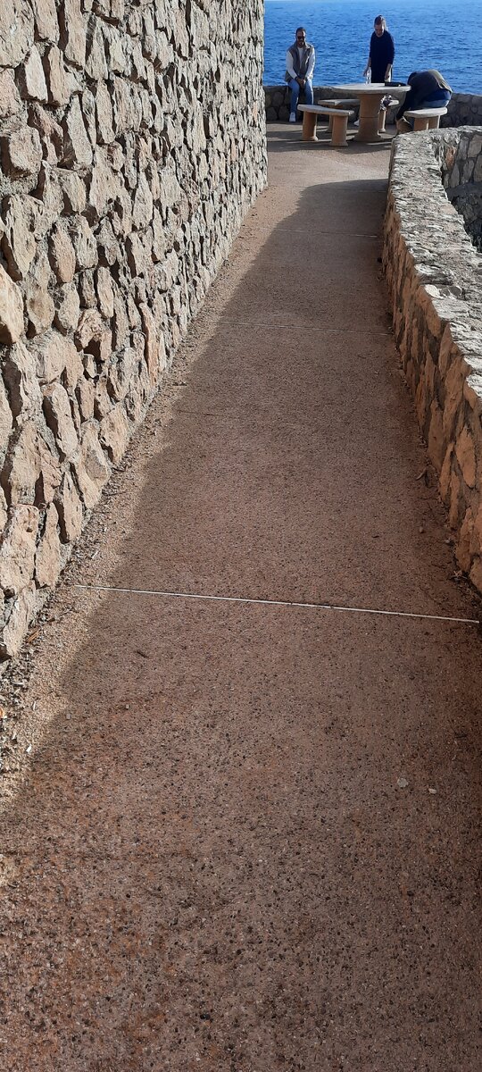 Dove cameron. Дав кап. Мультик диана и капа. Шоколад dove молочный 90 гр. Cap d ail франция.