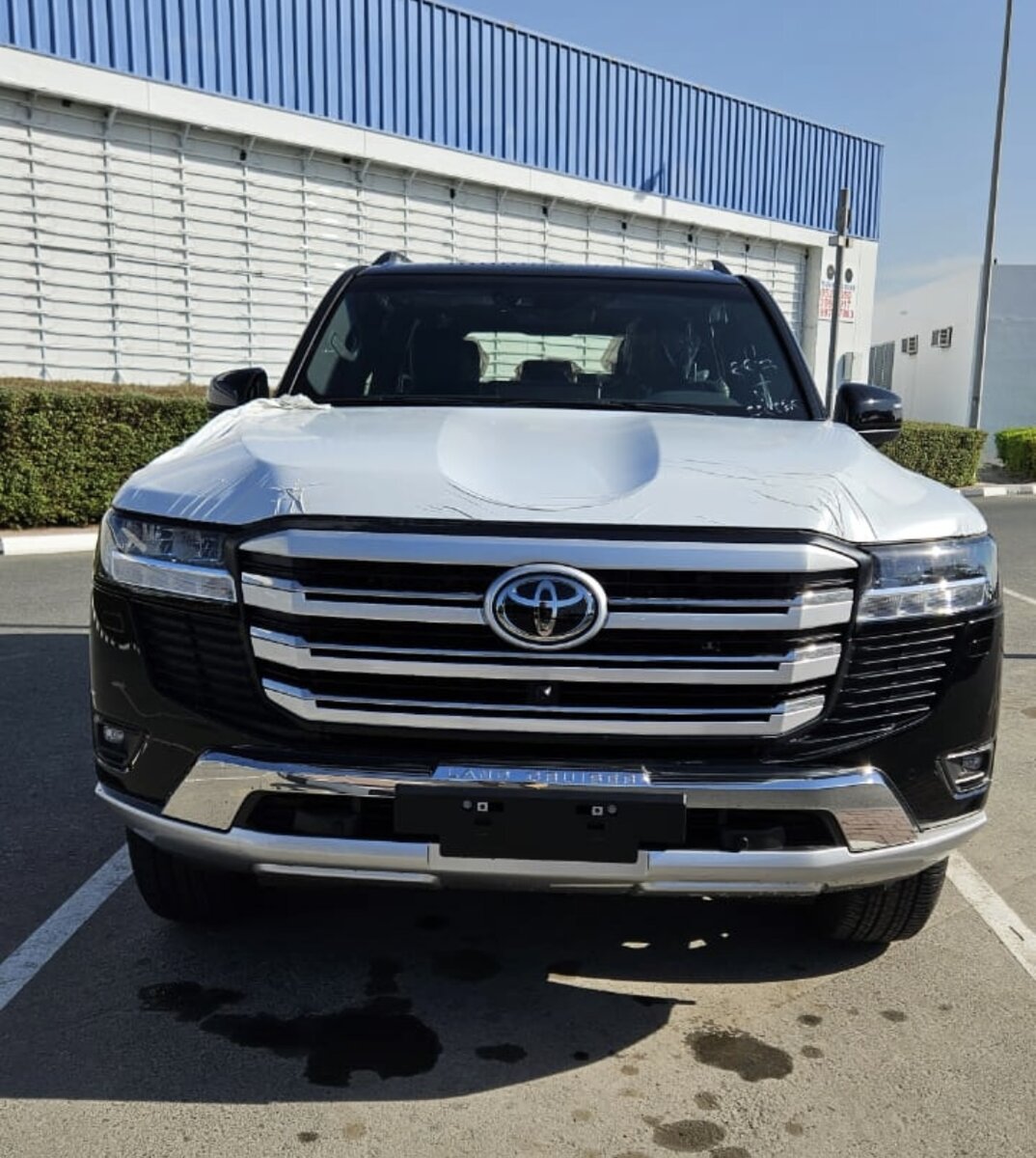 Тойота Ленд Крузер 300