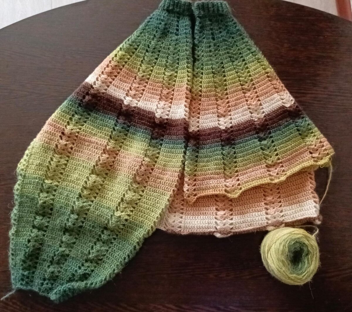 Спрятать хвостики при вязании спицами. Почему не получается связать. Как вязать столбик без накида схема. Как вязать спицами для начинающих пошагово на 2 спицах шарф. Убавка петель крючком столбик.