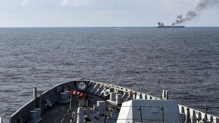 Два корабля сша. Два корабля сша. Два корабля сша. Эсминец арли берк. Peary.