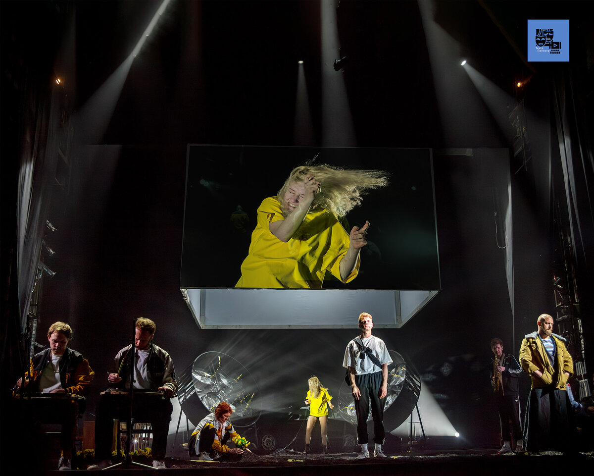 William shakespeare poems romeo and juliet. Romeo and juliet hahapoison. Ромео и джульетта постер. Сюжет ромео и джульетта кратко. Джош о’коннор ромео и джульетта.