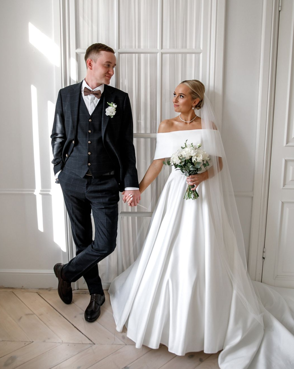 Свадьба. Свадьба в италии. Жених и невеста. Фотосессия невесты. Букетики для подружек невесты.