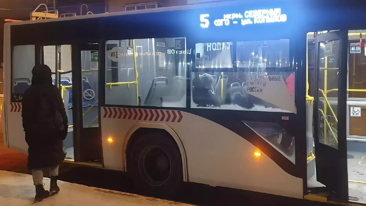     Красноярским кондукторам «настоятельно рекомендуют» снимать на видео детей, которые отказываются оплатить проезд.