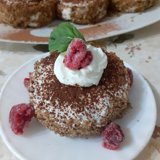 Бисквитные пирожные без муки