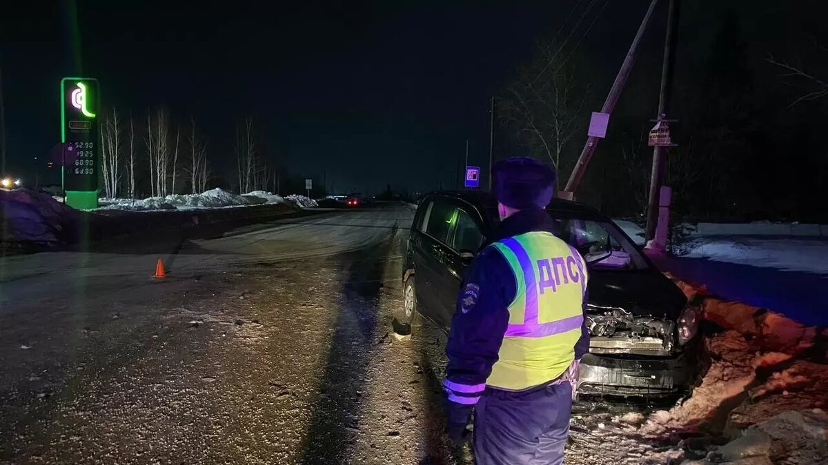 Пьяный водитель без прав врезался в машину на трассе под Нижним Тагилом |  Новости Тагила TagilCity.ru | Дзен