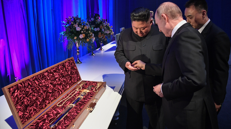 уважение нести. помощь старикам. уважение старших. нести ответственность за свои поступки. забота о пожилых.