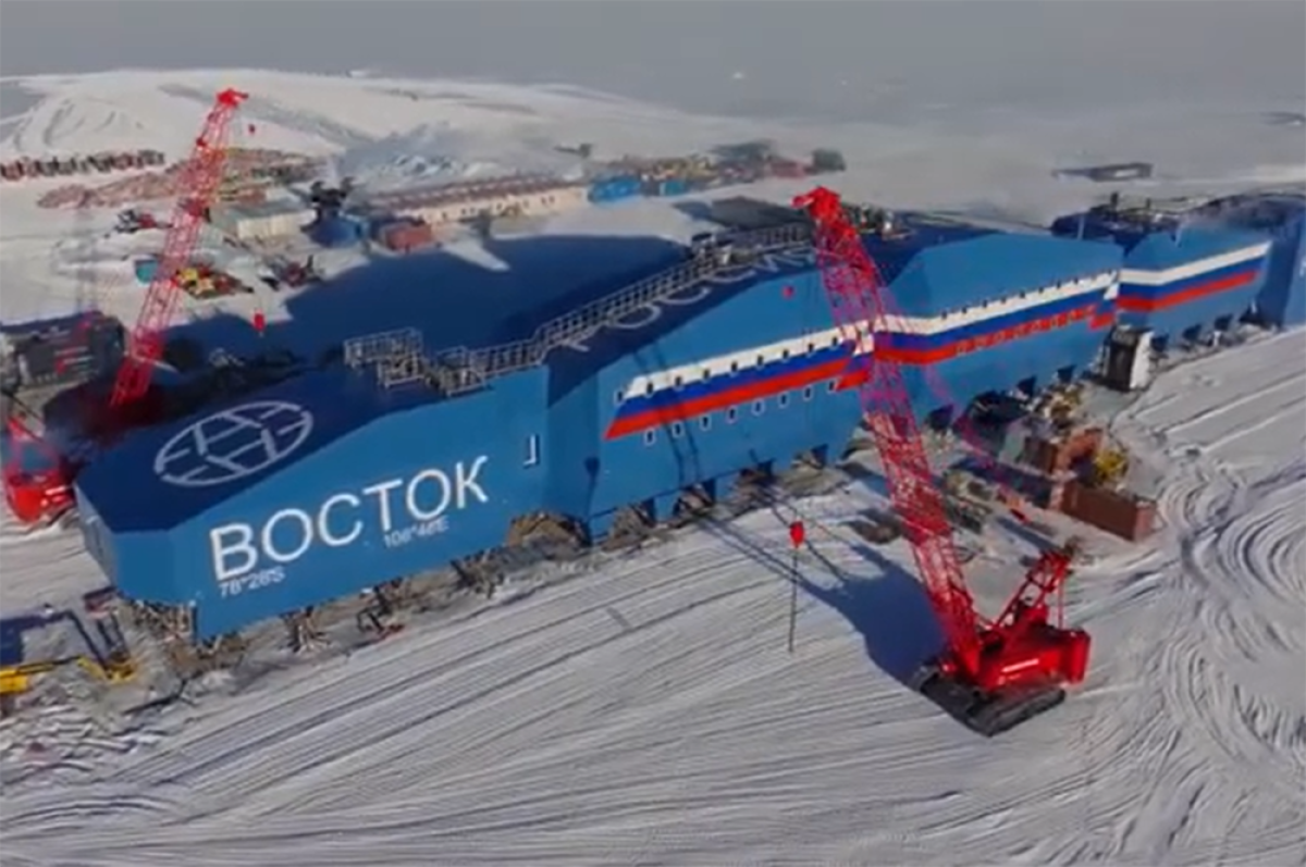 Север юг запад восток северо запад юго запад. Север запад юг восток на карте. Север юг запад восток расположение на карте. Компас север юг запад восток. Покажи восток.
