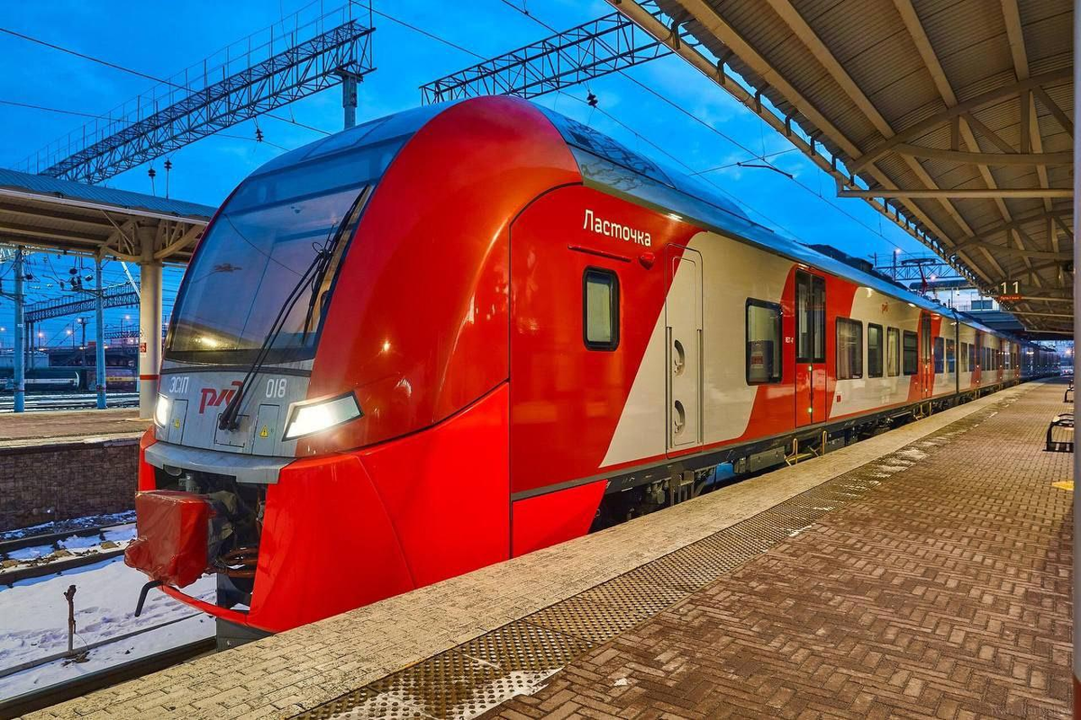 пригородные поезда телефон. эд4м 0338. пригородные поезда телефон. эп3д-0043. пригородный вокзал волгоград-1.