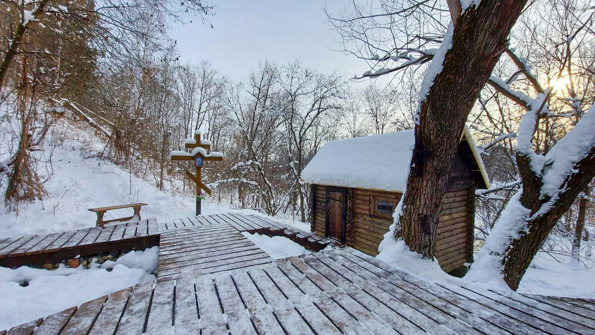 Серебряный ключ зимой. Фото Владимира Бедарева