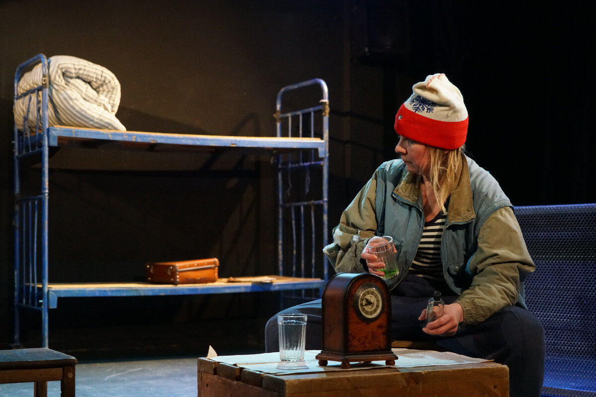 Актерская игра почему важна. Театр программа дополнительного образования. Образовательная программа театр. Театрального кружка для детей. Театральная игра теория и практика.