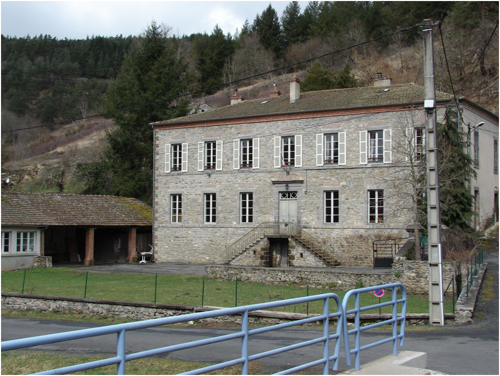 Франция как жили. Жизнь французов. Улочки парижа. Обычная жизнь во франции. Франция люди на улицах.