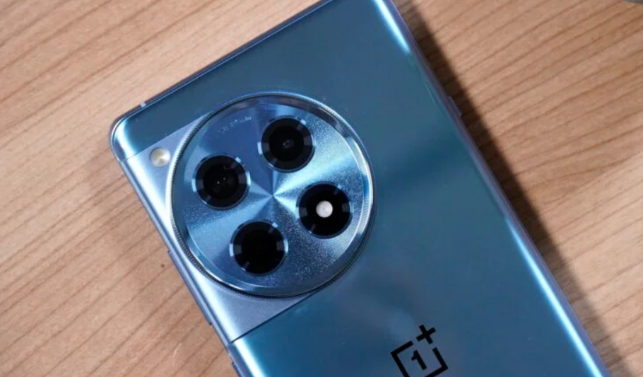 Ванплас 12. Oneplus 12r. Oneplus 12 комплектация. Oneplus 12. Oneplus 12r vs.