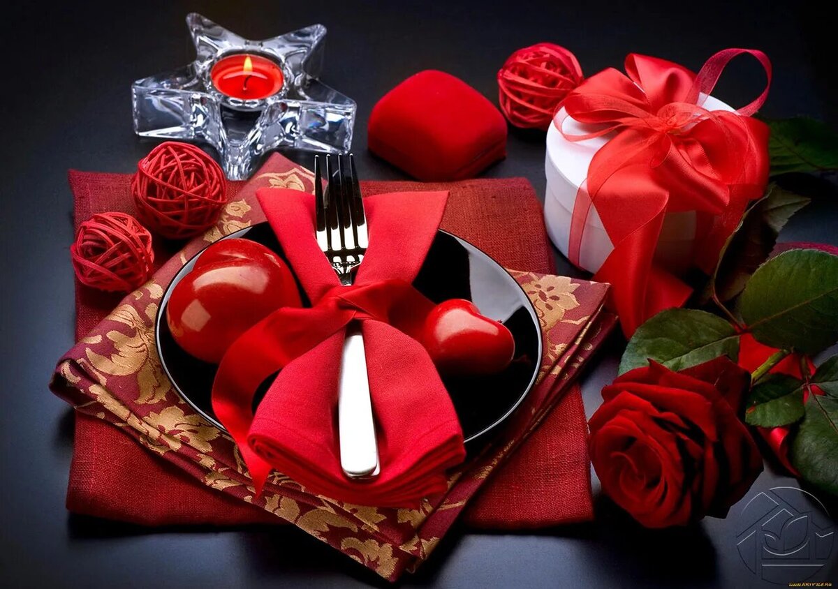 Красивый подарок женщине на день рождения. Красивые подарки. Романтические цветы. Шикарные подарки и цветы. Красивые подарки для женщин.