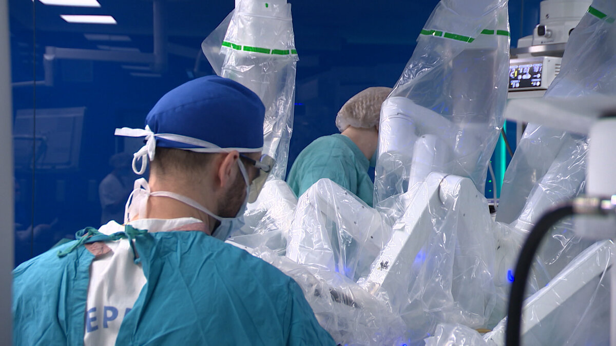 Старооскольская больница святителя луки. Больница луки крымского старый оскол. Больница луки крымского старый. Больница луки крымского старый оскол. Старооскольская больница святителя луки крымского.