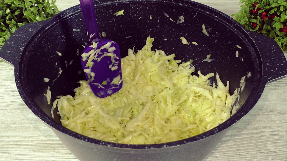 70 мл уксуса в столовых. 2 ст л уксус 9. Уксус из 70 в 9 процентный таблица. 2 ст л уксус 9. 70 мл уксуса сколько столовых ложек.