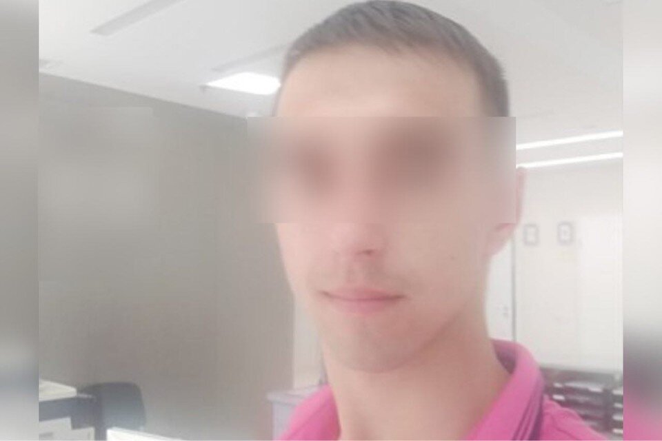 Издевательство насилие. Издевательство над бабушкой. Мужчина издевался над женой. Издевательства мужа над женой. Надругательство над человеком.