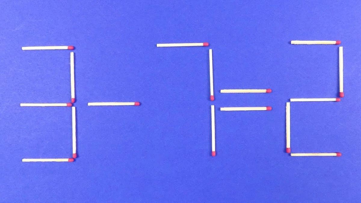 Переложить 2 спички чтобы получилось 4 квадрата. Задачи по математике со спичками с ответами. Переложить две спички чтобы получилось. Переложить две спички чтобы получилось. Переставь 2 спички так чтобы получилось 5 одинаковых квадратов.